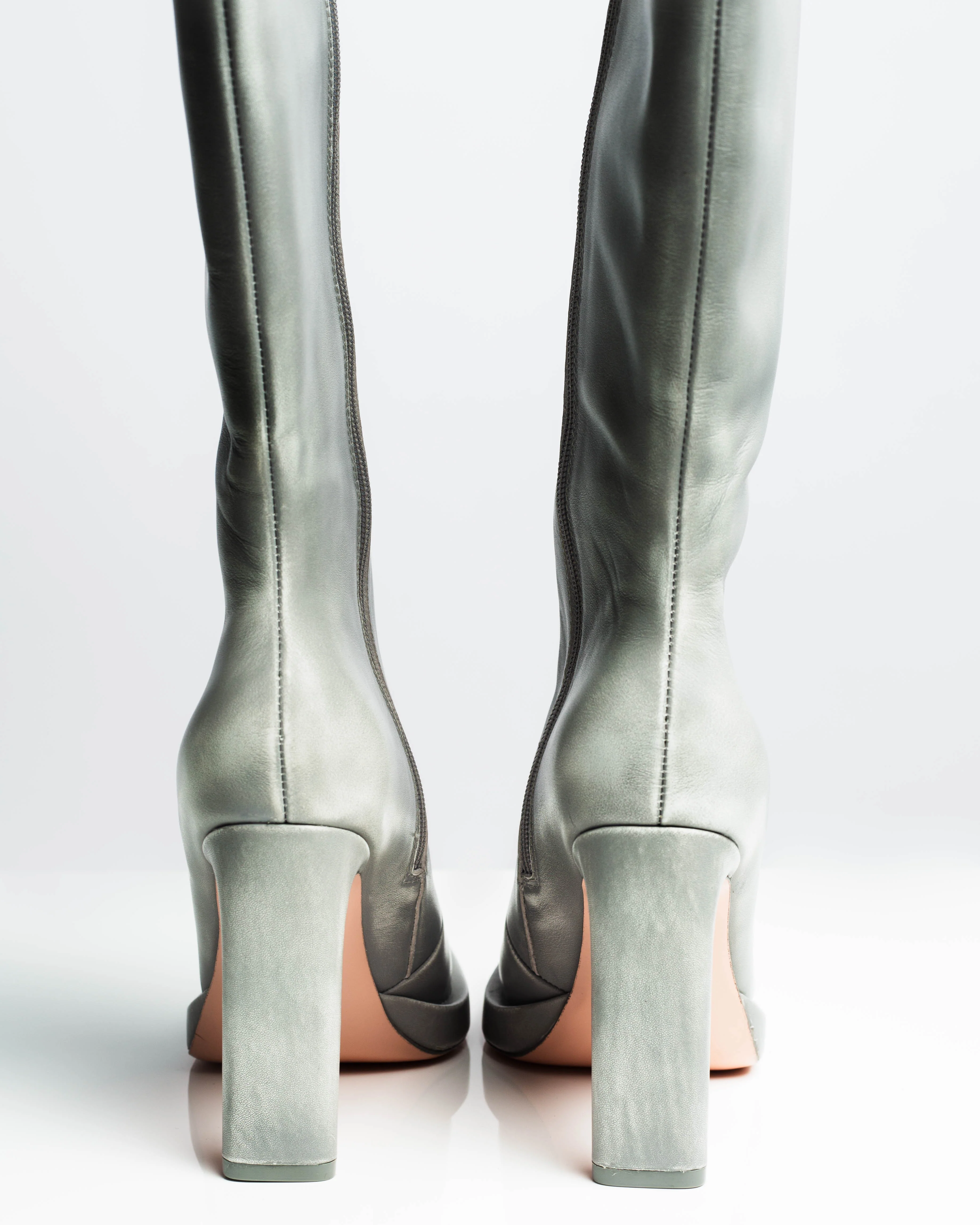 HAN BURNISHED GREY - Image 5